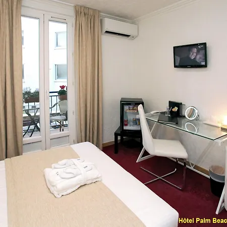 Palm Hotel