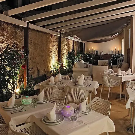 Palm Szálloda 4*